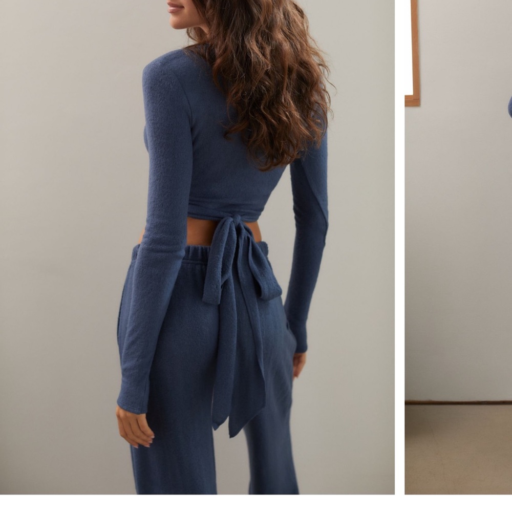 NWOT UO Out From Under Edith Fleece Wrap Top and Straight Lounge Pant Size M/L - Picture 2 of 6